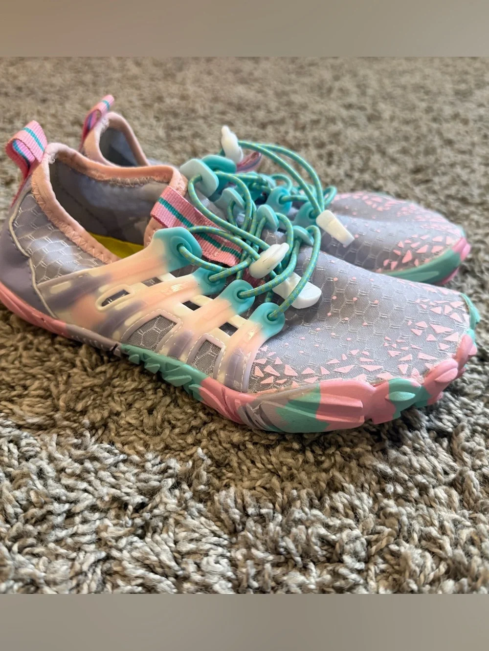 5/$25 Girls water shoes with elastic closure- purple, Pink & Teal. Size 1